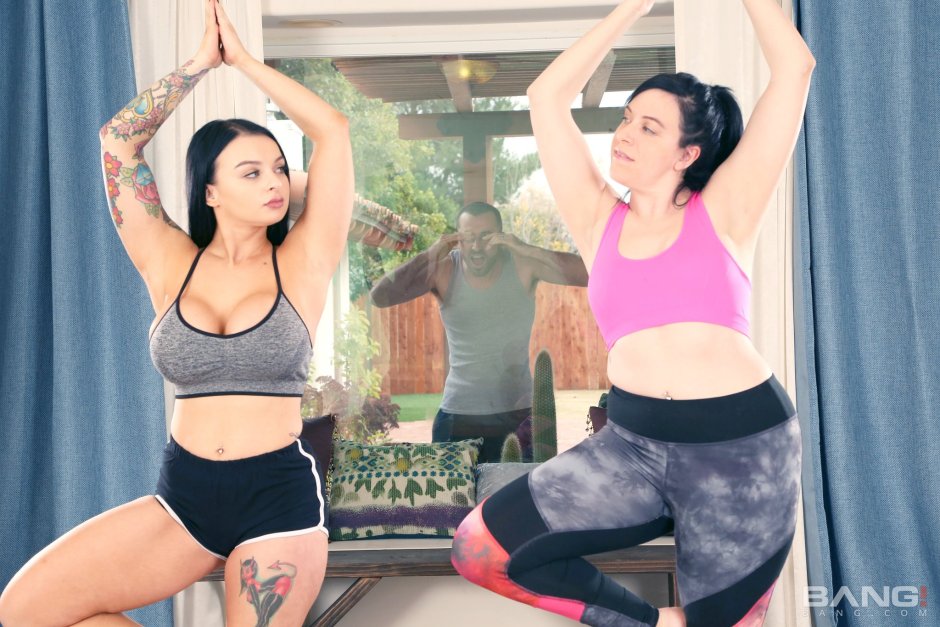 Raw in Yoga Class Payton Presley
