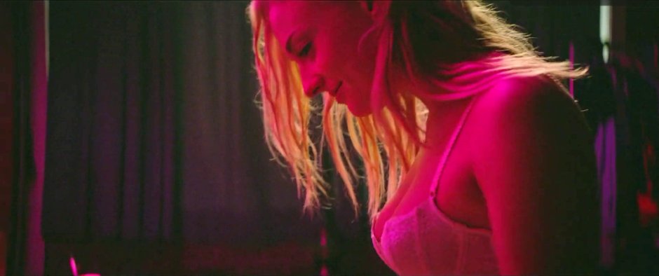 Pregnant Sophie Turner Ero