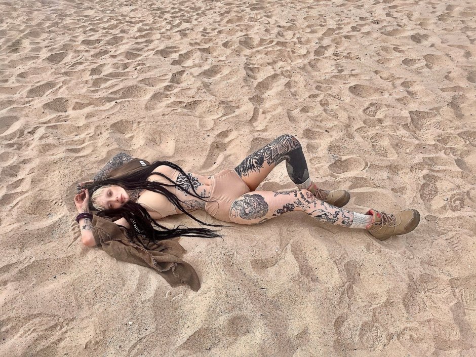 Gina Savaj Gina Savage