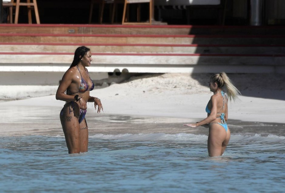 Liz Cambage Leaked