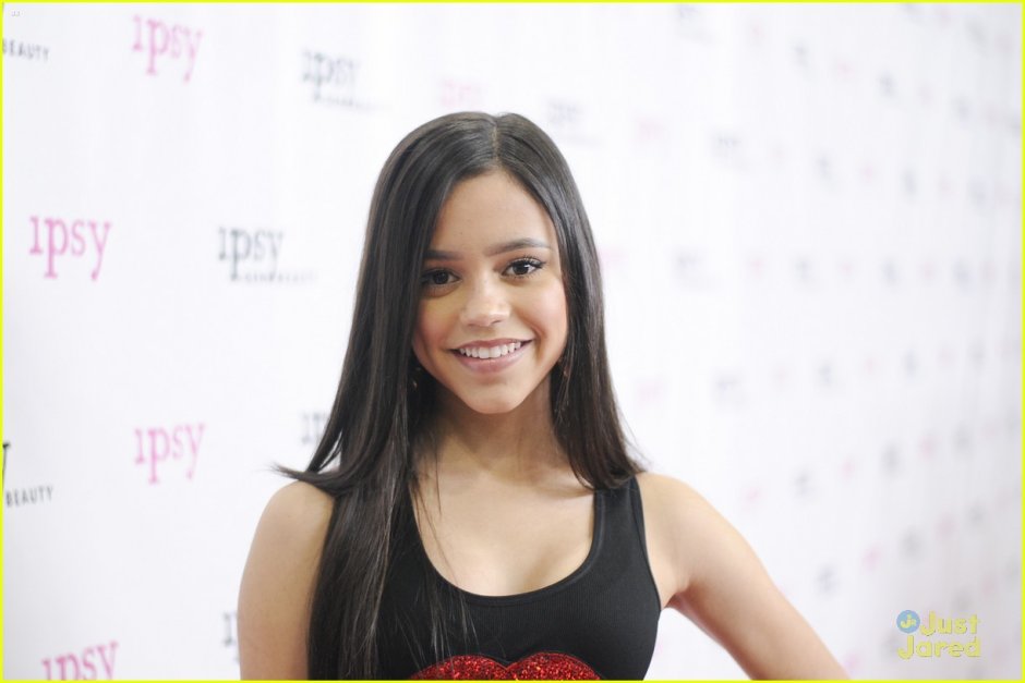 Jenna Jenna Ortega Plah