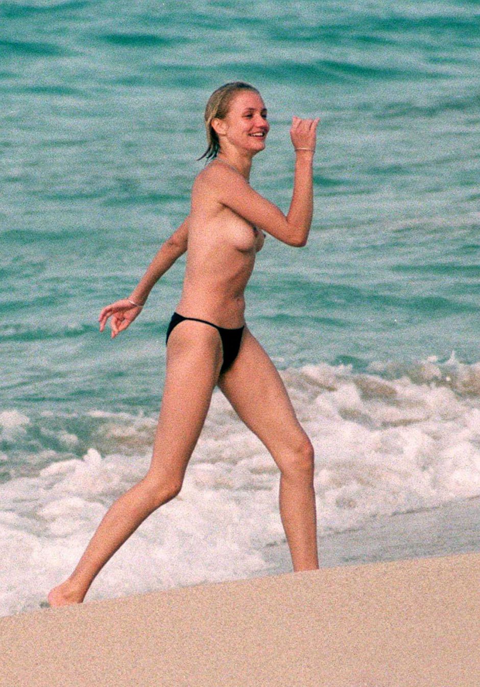 Actress Cameron Richardson Naked