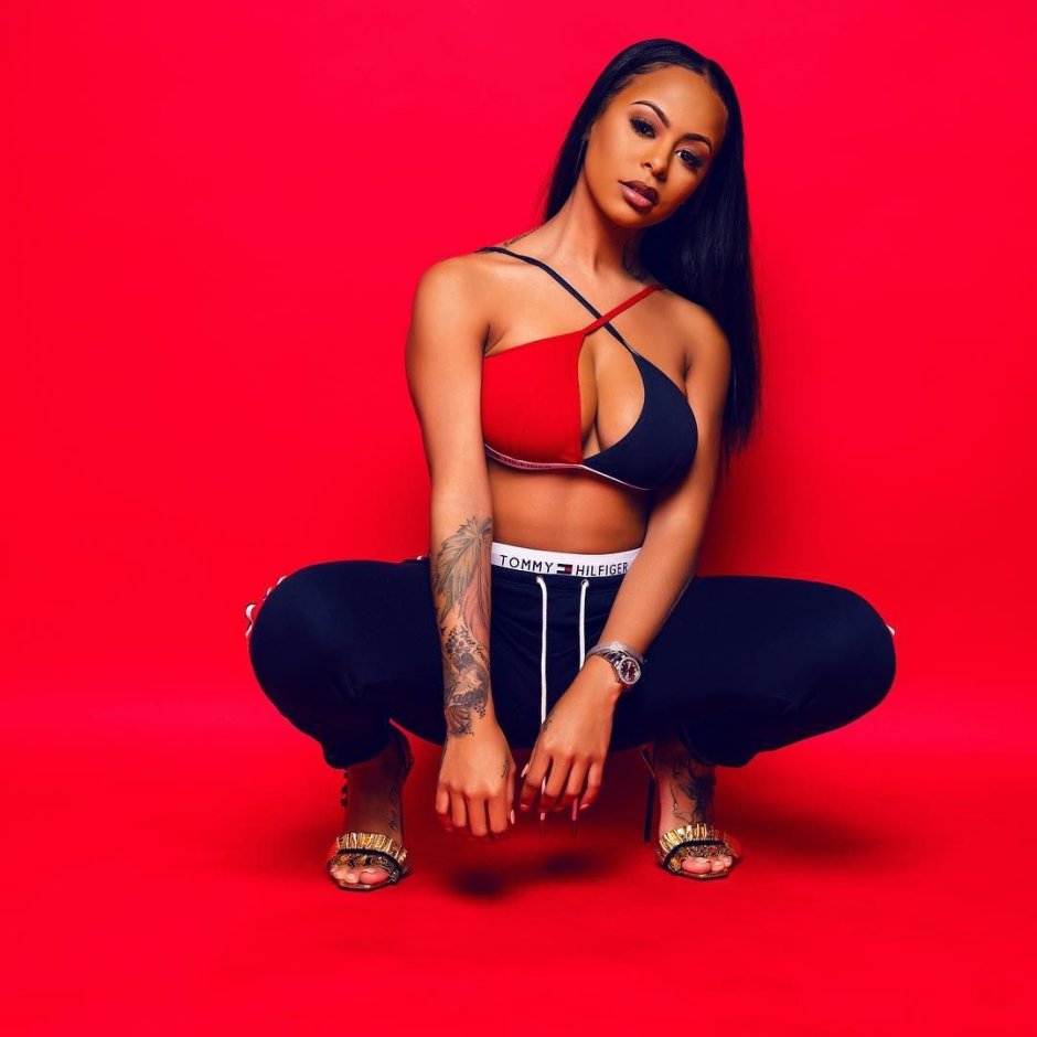 Alexis Sky photo