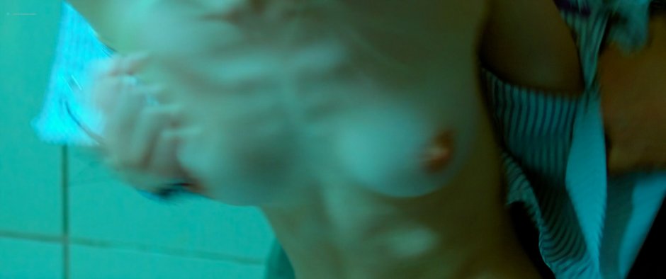 Paulina Gaitan narcos naked