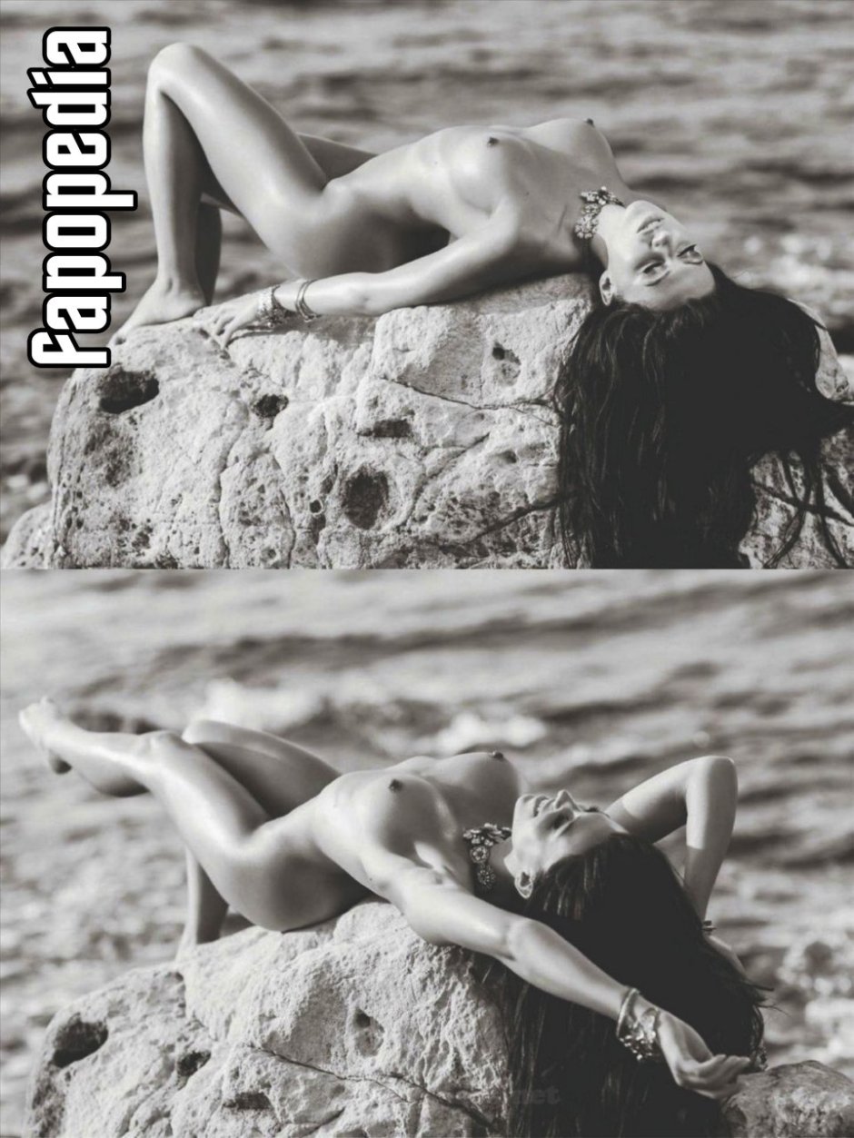 Stanija dobrojevic naked on the beach