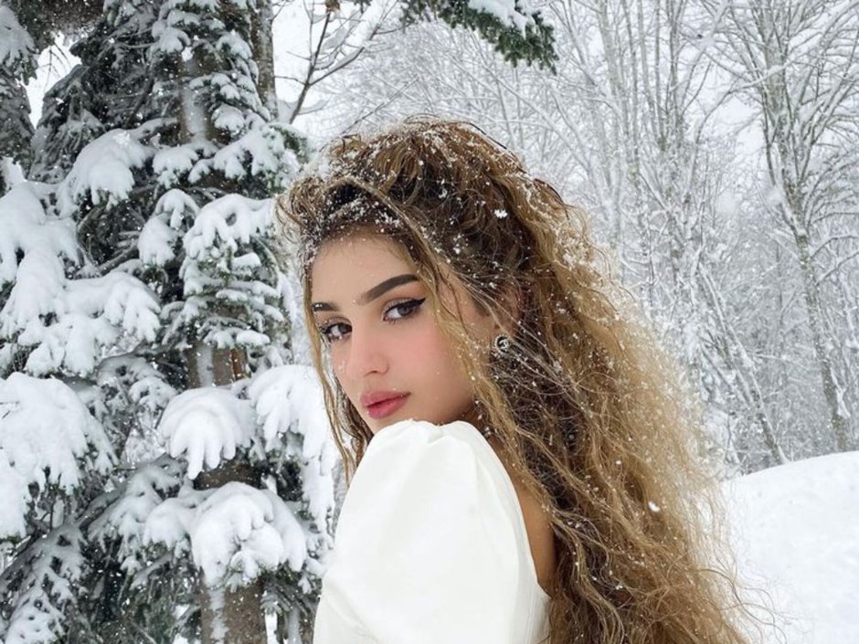 Dina Saeva Onlifans