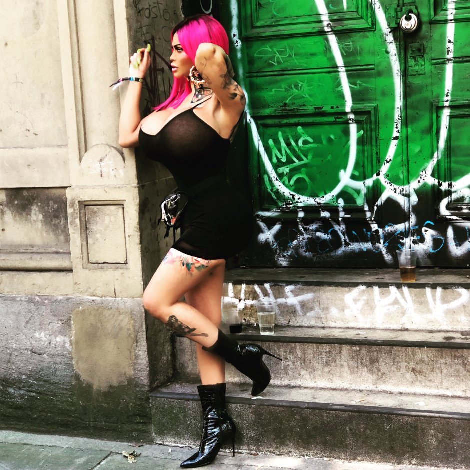 Nicky Valentina