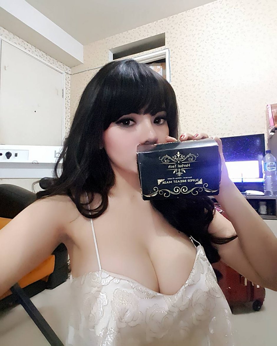DJ girl for a remote control