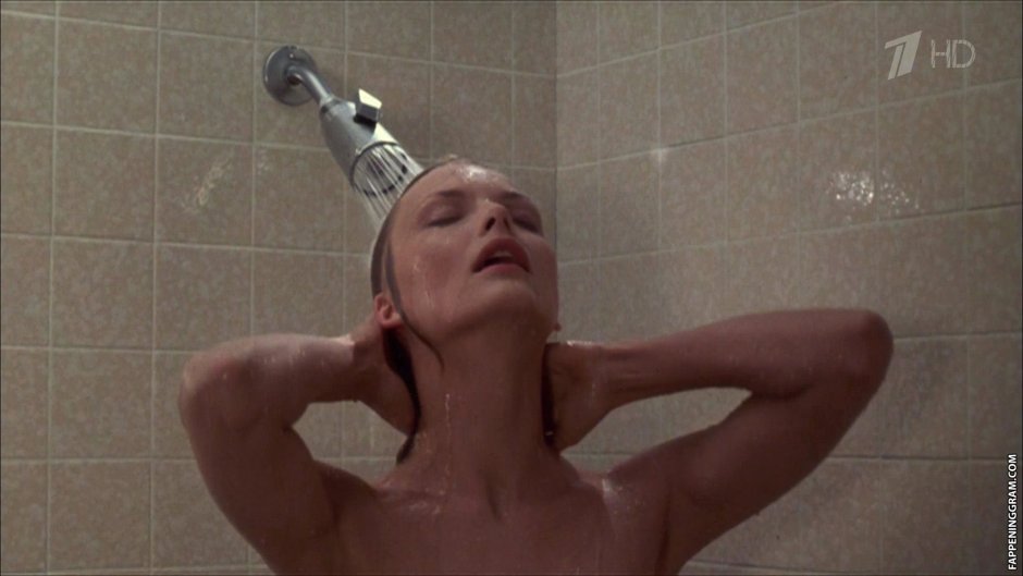 Naked Alice Pfaifer in the soul of amateur