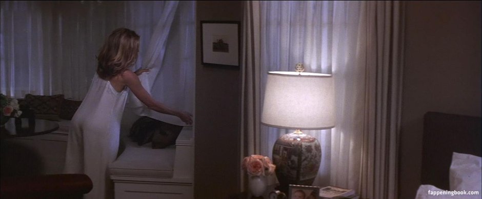 Michelle Pfeiffer in films bed scenes