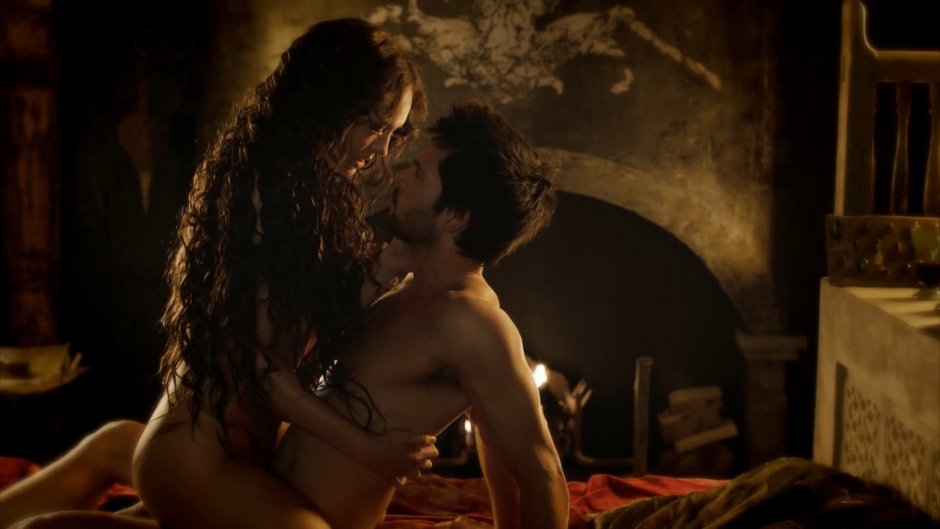 Demons da Vinci scene in the bath