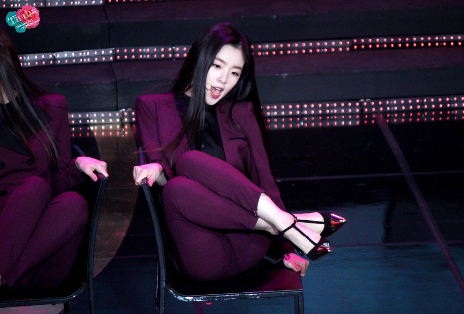 Red Velvet Irin Russian Roulette
