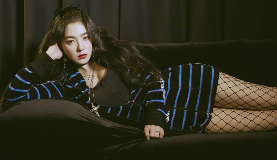 Irene Red Velvet waist