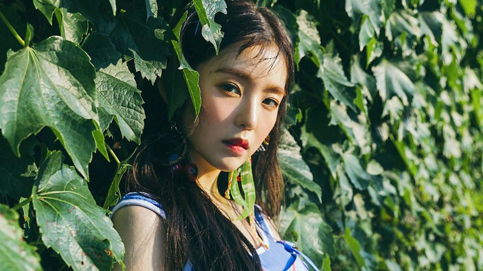 Red Velvet Irene Hot
