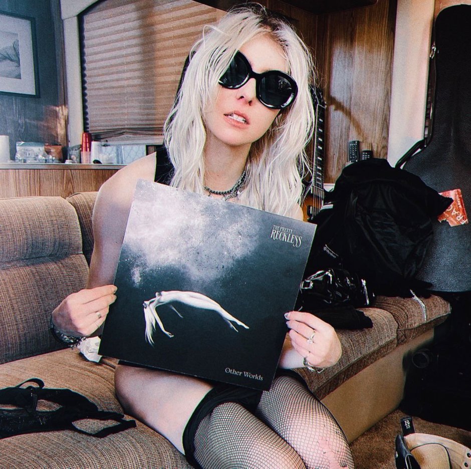 Taylor Momsen 2021