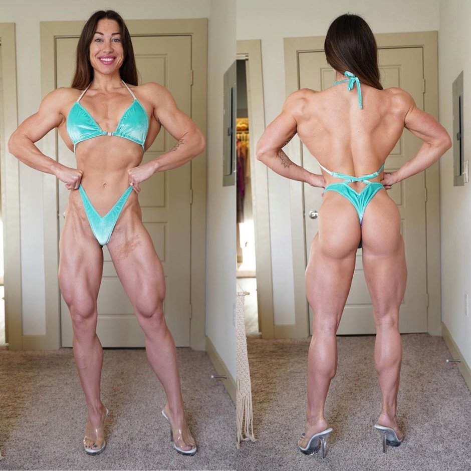 Ashley Lakomowski