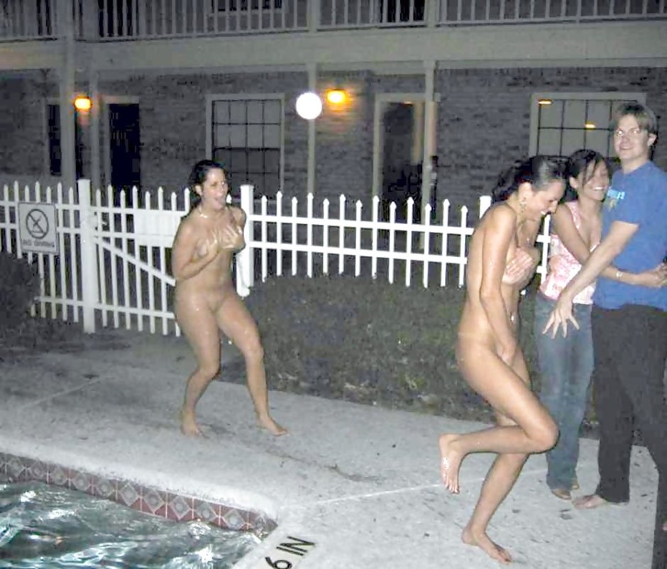 The wife undressed into the public ENF, CMNF,
