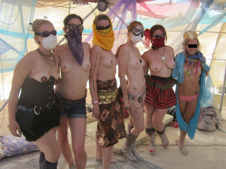 Berning Men 2019 Topless