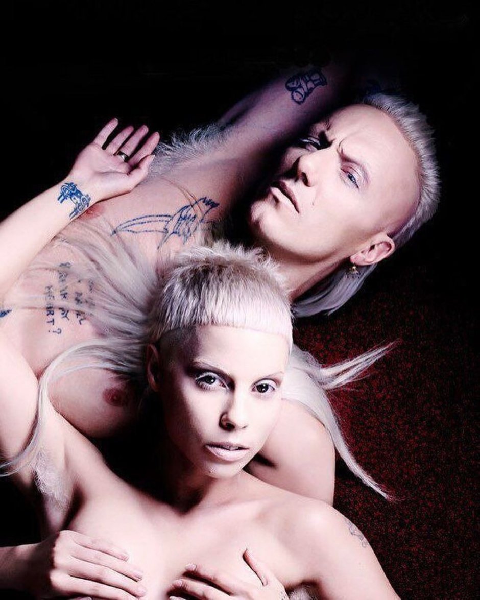 Die Antwoord breast
