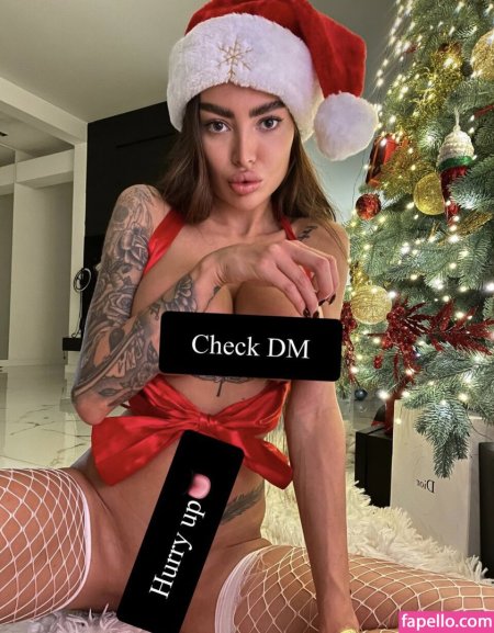 Alena Omovych onlyfans