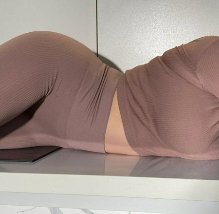 Anna Moore tik drain current