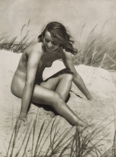 Nudity in the painting of Third Reich