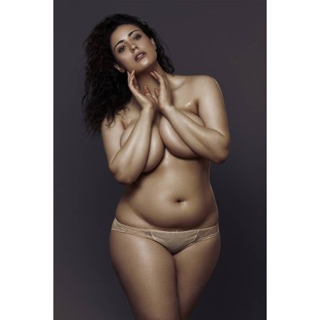 Victoria Dzhanashvili plus size model