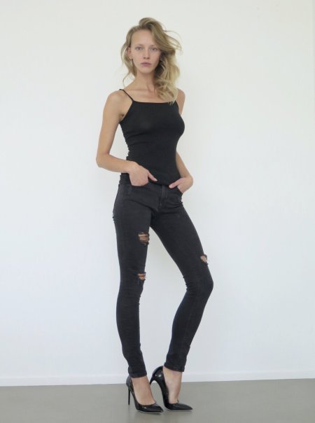 Alina Krasina model biography