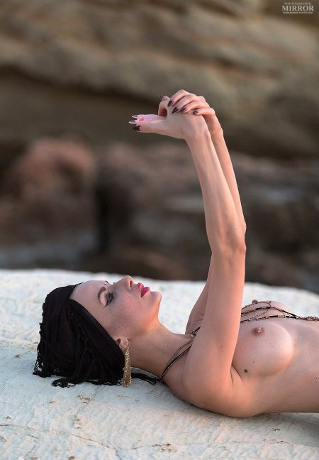 Ekaterina trash naked