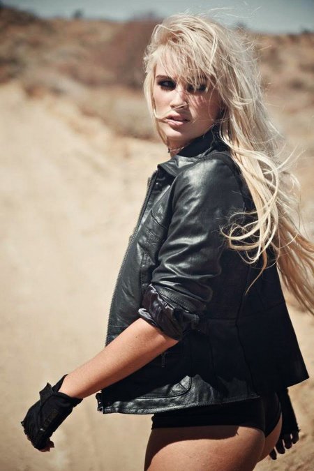 Lauren Bennett Maxim