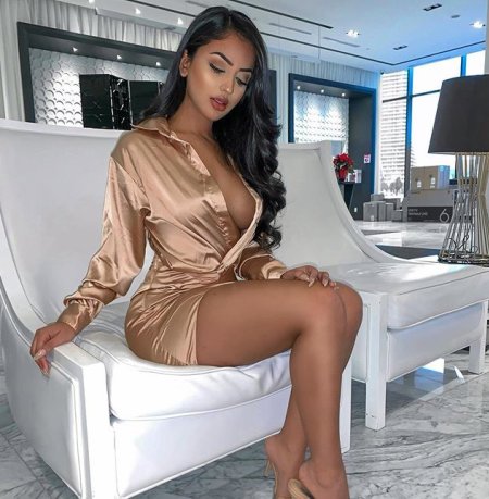 Aneka Farid fashion model