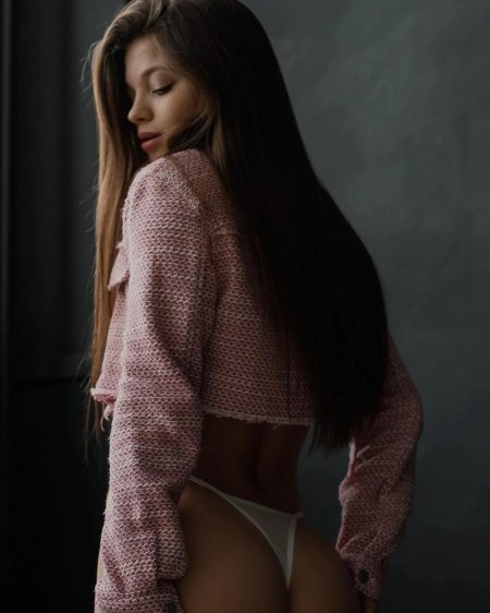 Lijiao fashion model