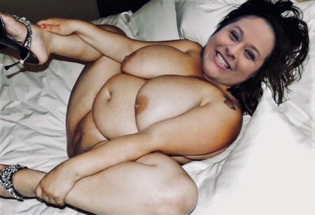 Alena stop naked tits