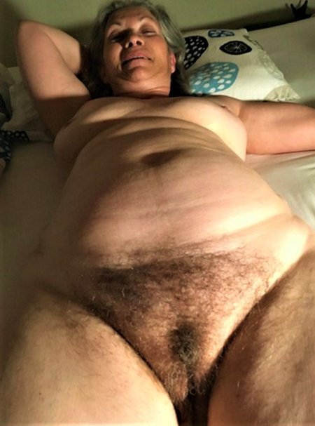 Old hairy whores