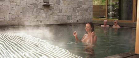 Madalina Ghenea pool