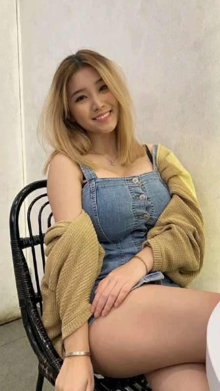 Anastasya Khosasih hot