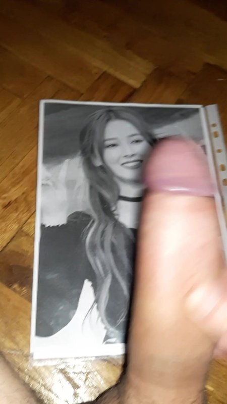 Nancy MOMOLAND leaked