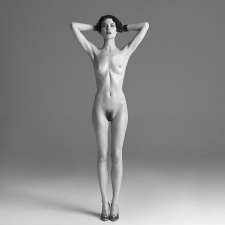 Shalom Harlow photo naked