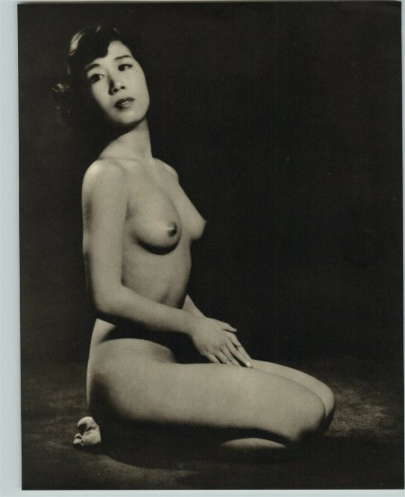 Naked women in Japan retro