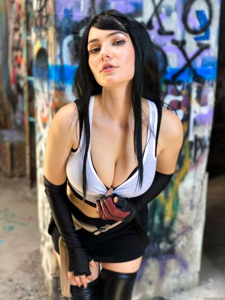 Omgcosplay Tifa Lockhart