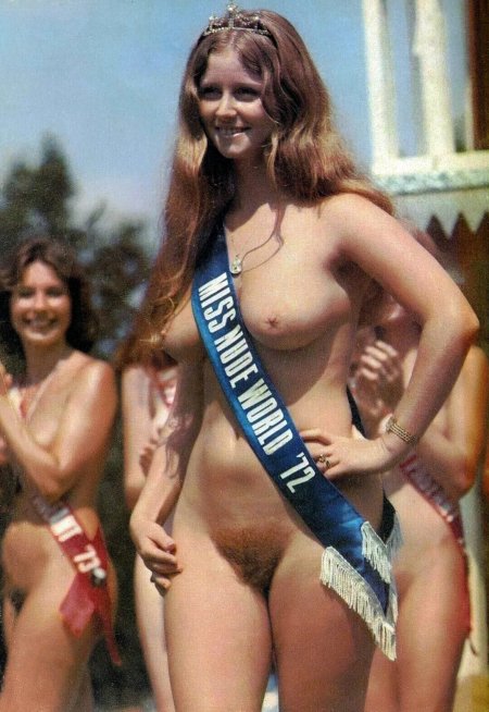 Beauty pageant Miss nude Universe