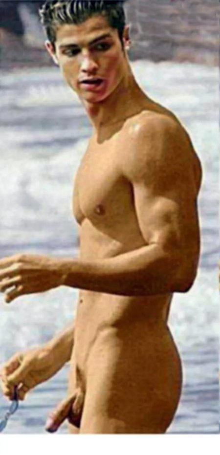 Naked Christiano Ronaldo