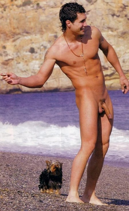Celebrity men naked on the beach