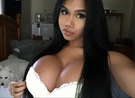 Stephanie Yordanova Stephanie Hills