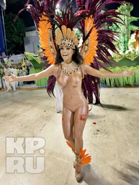 Viviana Castro carnival