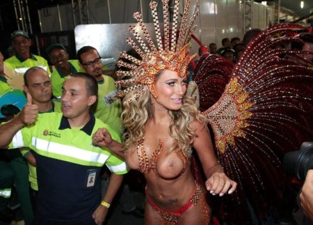 Andrea Martins Brazil Carnival