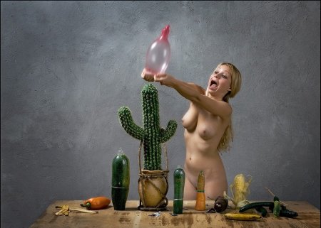 Funny naked girls