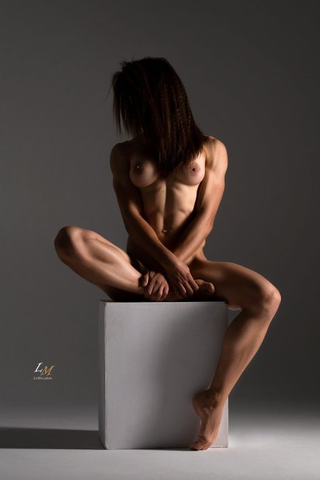 Naked chicks in full length