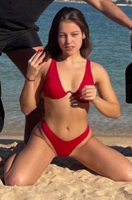 Dilara Zanatullina sleeve