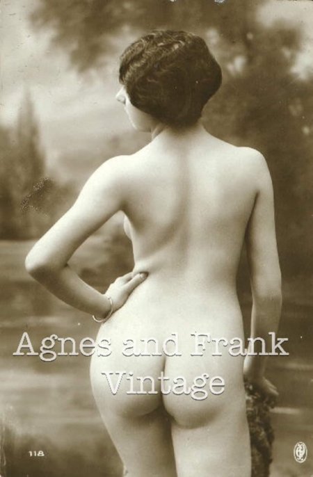 Naked women retro rear view